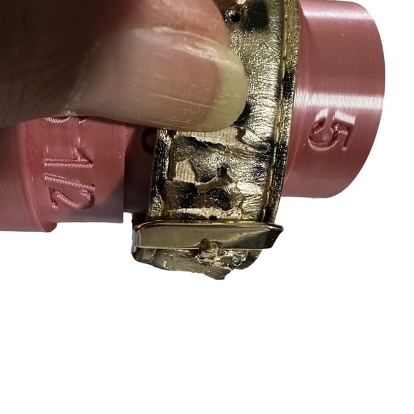 Chicos Womens Gold Tone White Dial Japan Quartz Movement Watch New Battery Flaw* - Picture 6 of 10